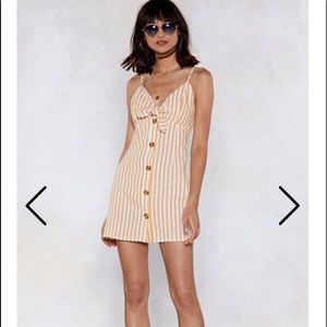 ⚫️ NWT Nasty Gal Striped Tie Dress